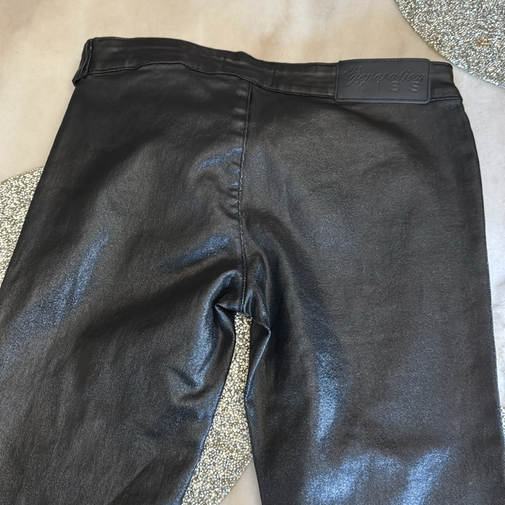 Dollskill gen kiss jeans nwt lg - Picture 6 of 12
